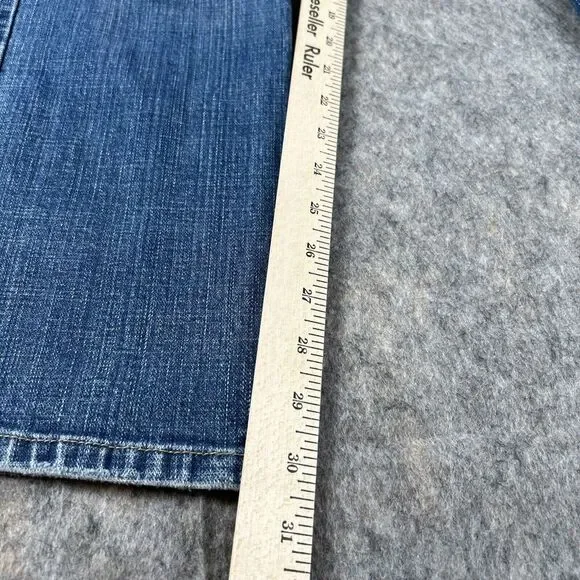 Levis 505 Straight Leg Jeans Womens 12M Blue Denim Mid Rise Zip Fly 5-Pockets - Picture 3 of 16